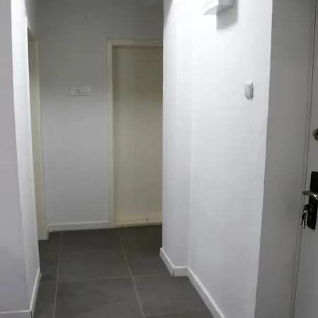 Spacious Modern Kisela Voda Daire